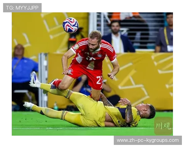 凯恩禁区内巧妙回做助攻，前锋线配合默契十足